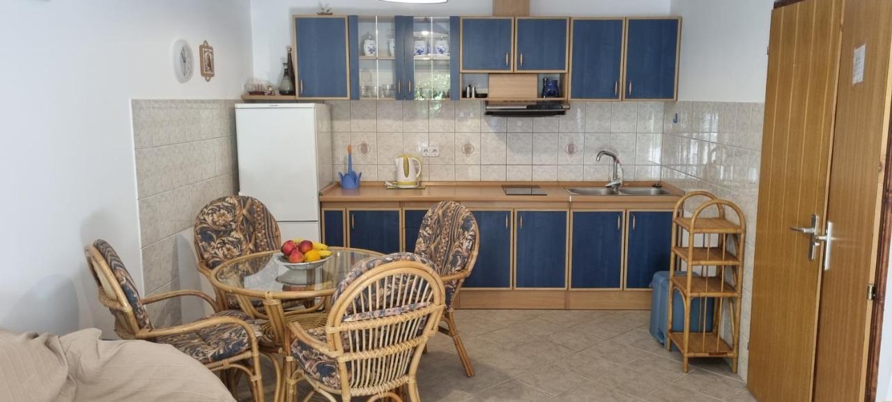 באסקה Apartmani Karla מראה חיצוני תמונה
